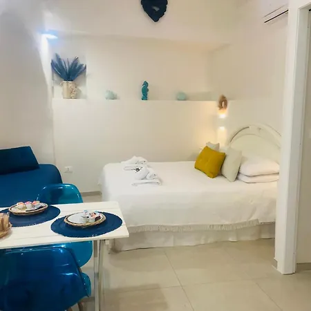11a Holiday home *