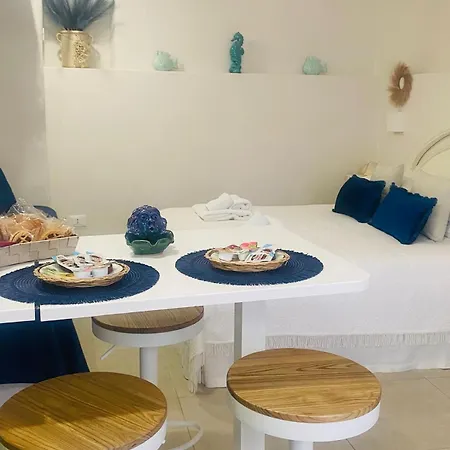 11a Holiday home *